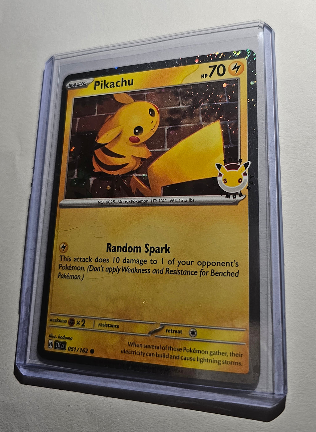 Pikachu Holo Trio + Pokémon Day Coin Bundle *NM
