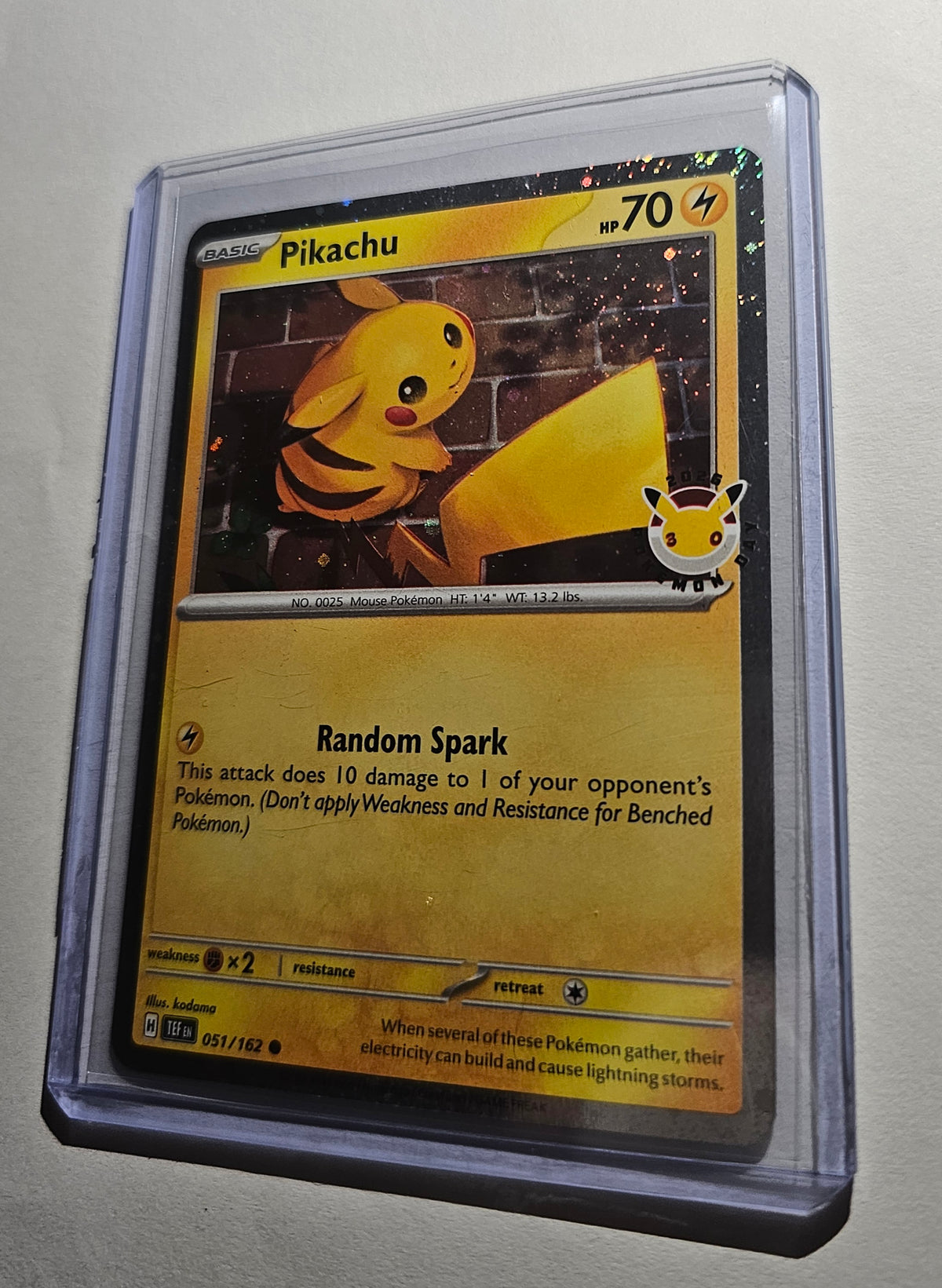 Pikachu Holo Trio + Pokémon Day Coin Bundle *NM